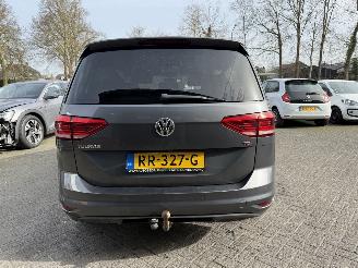 Volkswagen Touran 1.6 TDI SCR Comfortline 7 PERSOONS AUTOMAAT picture 3