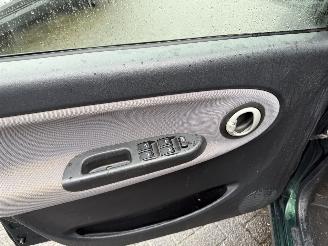 Daihatsu Trevis 1.0 (Hatchback 5-dr.) picture 18