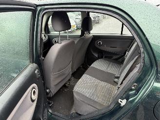 Daihatsu Trevis 1.0 (Hatchback 5-dr.) picture 14