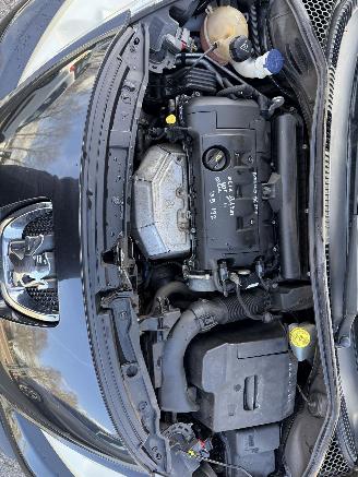 Peugeot 207 1.4 VTi X-line (Hatchback 3-dr.) picture 19