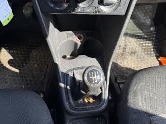 Volkswagen Polo 1.4-16V Trendline (Hatchback 5-dr.) picture 23