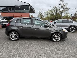 Fiat Bravo 1.4 T-Jet Emotion (Hatchback 5-dr.) picture 6