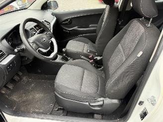 Kia Picanto 1.0 CVVT ISG (Hatchback 3-dr.) picture 15