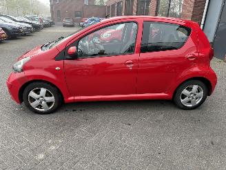 Toyota Aygo 1.0-12V Sport (Hatchback 5-dr.) picture 2