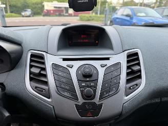 Ford Fiesta 1.25 Limited (Hatchback 5-dr.) picture 16