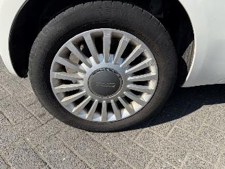 Fiat 500 1.2 Lounge (Hatchback 3-dr.) picture 24