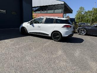 Renault Clio 0.9 TCe Expression picture 27