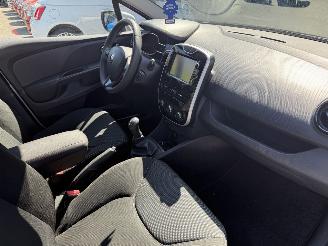 Renault Clio 0.9 TCe Expression picture 9