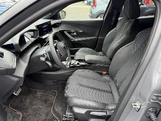 Peugeot 2008 1.2 Hybrid 136 GT AUTOMAAT  (SUV 5-dr.) picture 23