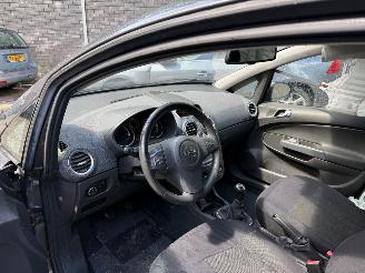 Opel Corsa 1.3 CDTi EcoFlex S/S Cosmo picture 14