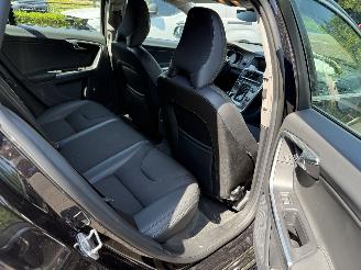 Volvo V-60 2.0 T3 Nordic+ (Stationwagen 5-dr.) picture 13