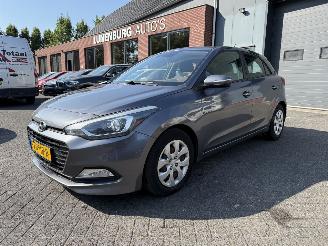 Damaged car Hyundai I-20 1.0 T-GDI Comfort (Hatchback 5-dr.) 2018/7