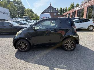 Toyota iQ 1.0 VVTi Aspiration  AUTOMAAT (Hatchback 3-dr.) picture 2