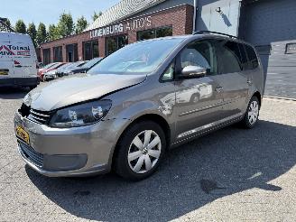 Auto incidentate Volkswagen Touran 1.4 TSI Comfortline (MPV 5-dr.) 2011/2