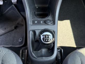 Volkswagen Up! 1.0 high up! BlueMotion picture 19
