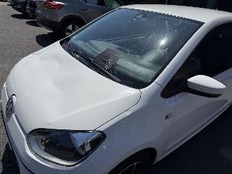 Volkswagen Up! 1.0 high up! BlueMotion picture 15