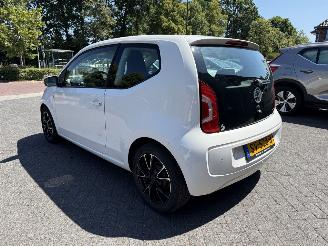 Volkswagen Up! 1.0 high up! BlueMotion picture 8