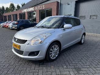 Voiture accidenté Suzuki Swift 1.2 Exclusive EASSS (Hatchback 5-dr.) 2011/4