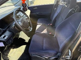 Honda Fr-v 1.8i Lifestyle (MPV 5-dr.) picture 15