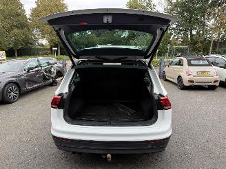 Volkswagen Tiguan 1.4 TSI  PANORAMADAK Connected Series picture 41