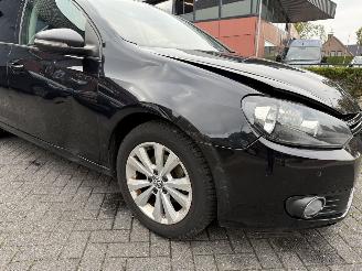 Volkswagen Golf 1.6 TDI Highline BlueMotion picture 42