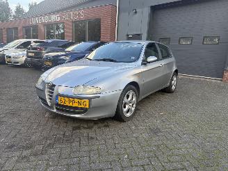 Schadeauto Alfa Romeo 147 1.6 T.Spark Impression 2004/10
