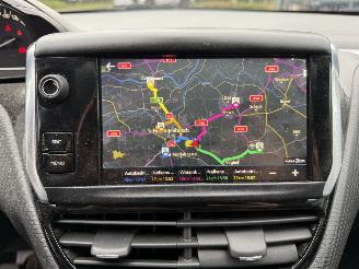 Peugeot 2008 1.2 PureTech Allure (SUV 5-dr.) picture 26