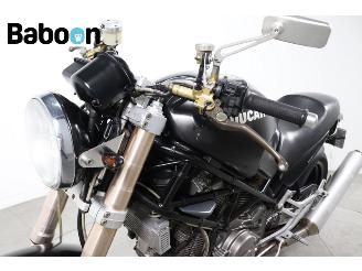 Ducati Monster 900  picture 23
