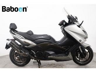 krockskadad bil motor Yamaha  XP 530 T-MAX ABS 2016/1