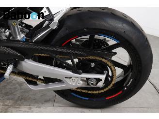 BMW  M 1000 RR picture 11