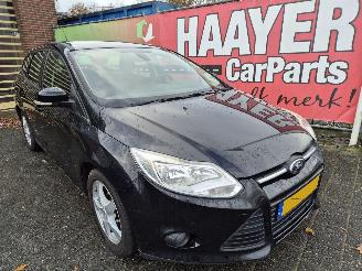 Auto incidentate Ford Focus 1.6 tdci lease trend 2014/7