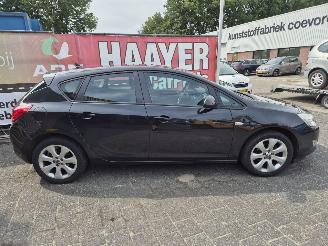 Opel Astra 1.4 turbo edition picture 2