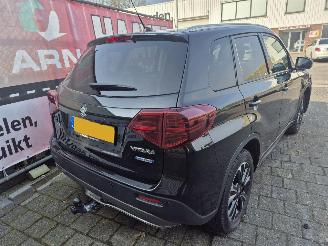 Suzuki Vitara 1.4 Boosterjet style smart hybrid picture 3