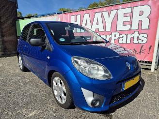 uszkodzony samochody osobowe Renault Twingo 1.2 tce gt 2007/10