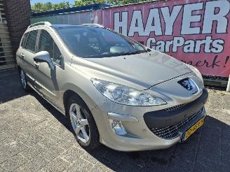 krockskadad bil auto Peugeot 308 1.6 vti  7 PERSOONS 2008/11