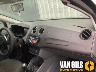 Seat Ibiza Ibiza IV (6J5), Hatchback 5-drs, 2008 / 2017 1.2 12V picture 14