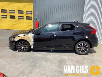 Salvage car Volvo V-40 V40 (MV), Hatchback 5-drs, 2012 / 2019 1.5 T3 16V Geartronic 2018/9