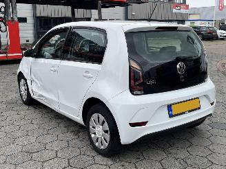 Volkswagen Up! 1.0 BMT move up! picture 6
