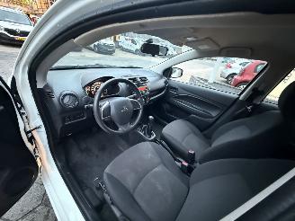 Mitsubishi Space-star 1.0 Cool+ picture 16