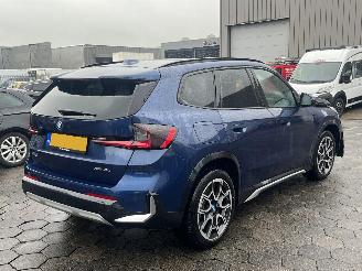 BMW iX1 xDrive30 Launch Edition 67 kWh picture 5