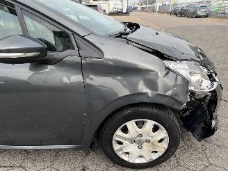 Peugeot 208 1.2 PureTech Style Pack picture 9