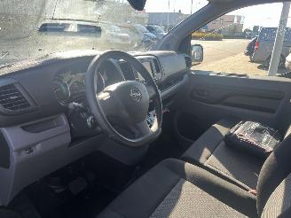 Opel Vivaro-e 50kWh L2H1 Innovation 648KM!!!! picture 15