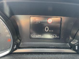 Peugeot 308 SW 1.2 PureTech Blue Lease Allure picture 13