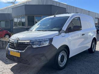 krockskadad bil bedrijf Renault Kangoo 1.5 Blue dCi 75 start L1 2024/4