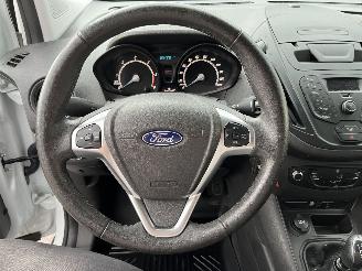 Ford Transit Courier Van 1.5 TDCI Trend Duratorq S&S picture 15