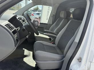 Volkswagen Transporter 2.0 TDI L1H1 T800 Baseline picture 10