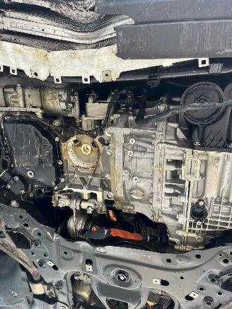 Mercedes A-klasse 250 e Premium AUTOMAAT picture 22