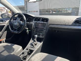 Volkswagen e-Golf  picture 11
