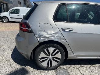 Volkswagen e-Golf  picture 9
