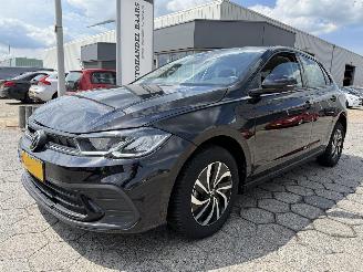 Damaged car Volkswagen Polo 1.0 TSI Life 2021/12